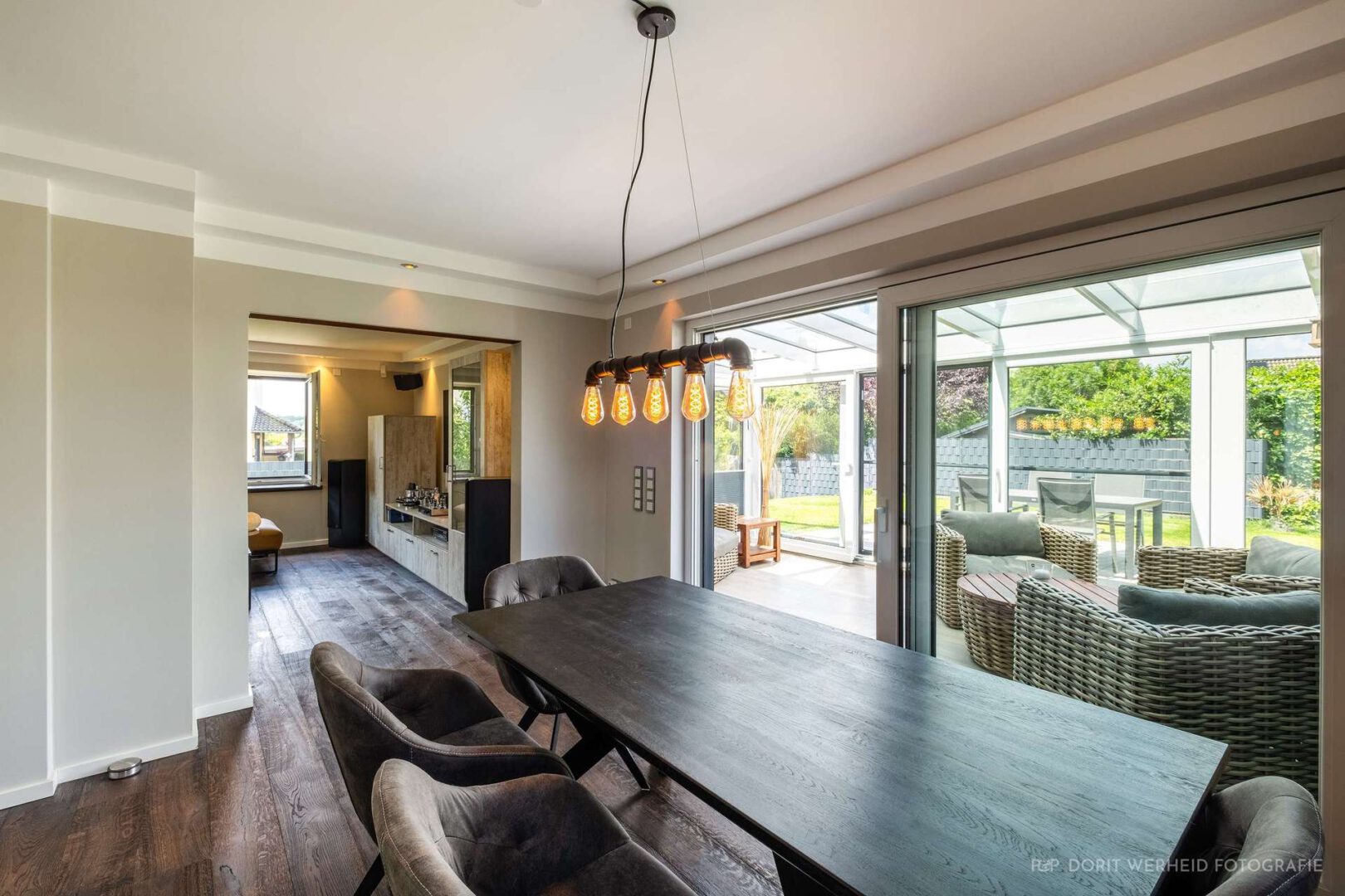 Esszimmer mit  Wintergarten